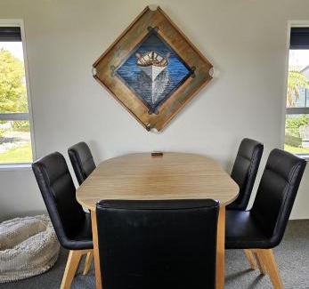 Hokitika House | Kokatahi Accommodation