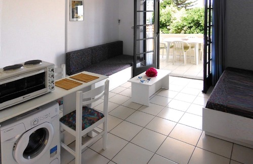 Kokkini Chani Apartment | Kokkini Hani 1st floor lovely apartment 1-5 persons, 100 m. from the beach