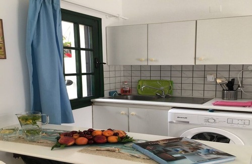 Kokkini Chani Apartment | Kokkini Hani: Beautiful apartment for 1-4 persons, 150 meters from the beach.