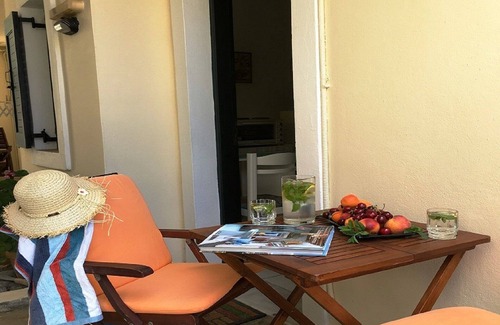 Kokkini Chani Apartment | Kokkini Hani/Heraklion Charming Studio 1-3 people 100 meters from the beach.
