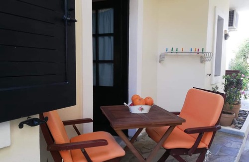 Kokkini Chani Apartment | Kokkini Hani: Lovely Studio 1-3 persons, 150 meters from the sandy beach.