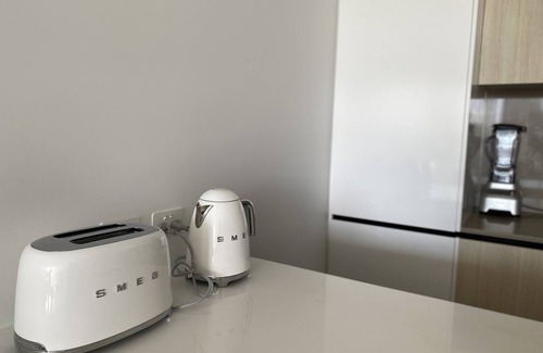 Broadbeach Apartment | KoKo Luxary apartment in Broadbeach