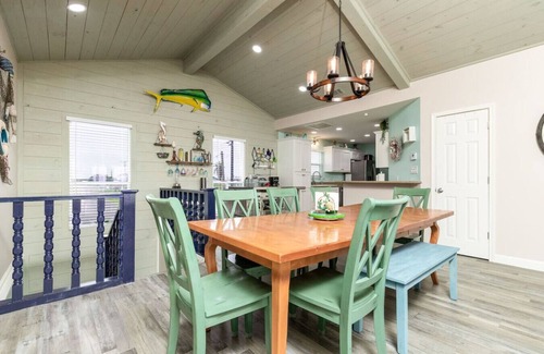 Palm Harbor House | Kokomo Flats - Private Resort