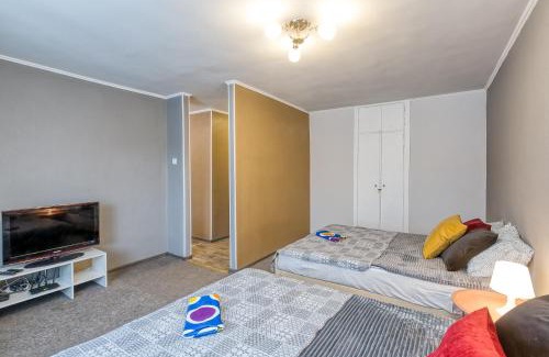 Tornkalns Apartment | Koku15 4 can stay Free parking Self CheckIn Center 9 min
