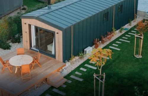 Boldog House | Kolokemp pri súkromnom jazere Boldog