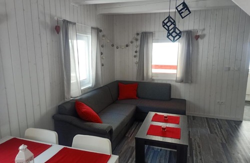 Milowka House | Kolorowe Domki