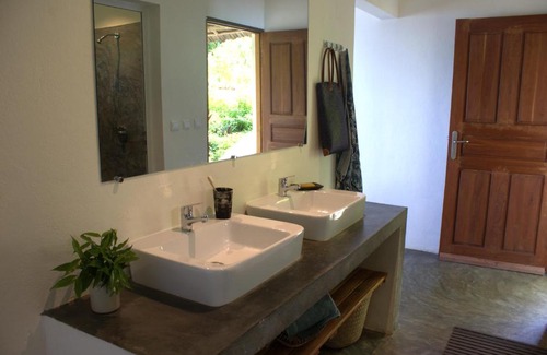 Nosy Komba Cabin | Komba on the Rocks