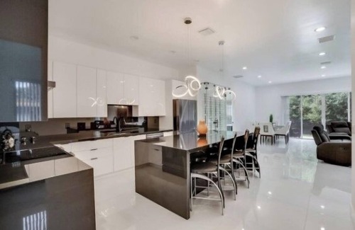 Fort Lauderdale House | Komffy Modern 3BR/2BA Home – Ft. Lauderdale