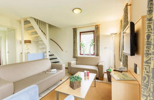 Municipality of Emmen House | Komfort-Duplex-Cottage für 6 Personen