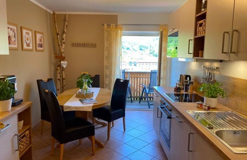 Bodenmais Apartment | Komfortable Fewo mit sehr großem Balkon mit Nord-, Ost- und Südseite