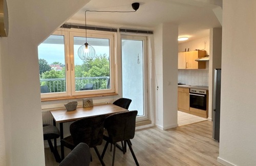 Goethestraße Apartment | Komfortable Wohnung mit Terrasse, WLAN, EBK, Disney plus, 24h Self-check-in