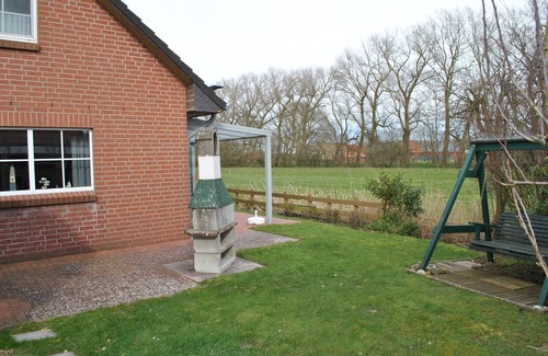 Norderteil House | Komfortables, Helles Steinhaus mit Überdachter Terrasse