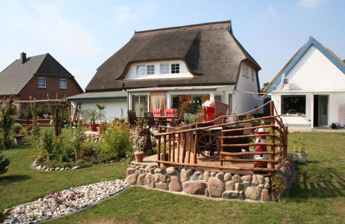 Rugen Island Apartment | Komfortferienwohnung Anker & Steuerrad