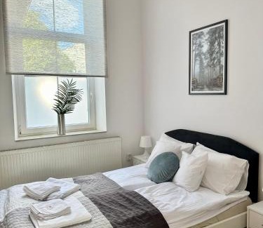 Bielawa Apartment | Komfortowy apartament z tarasem w pobliżu jeziora i Gór Sowich