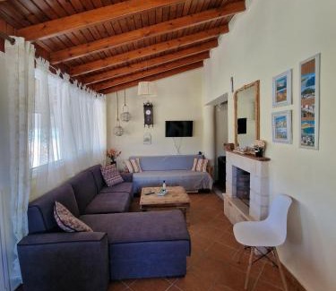 Mastichochoria House | komi's family house