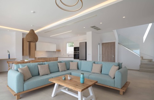 Pitsidia Villa | KOMMOSUNSET VILLA KALLIOPI