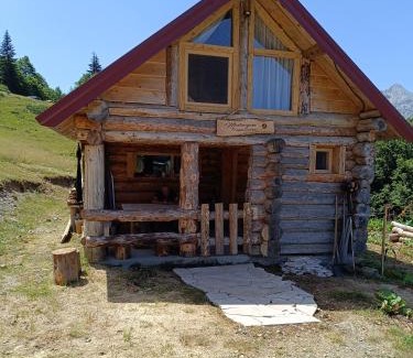 Montenegro House | Komovi - Montenegrina Mountain house