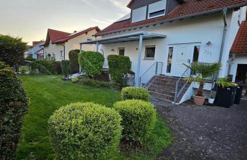 Gross-Gerau Apartment | Komplette Ferienwohnung für bis zu 4 Personen