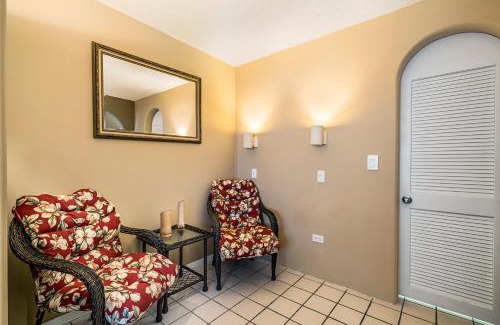 Historic Kailua Village Apartment | Kona Alii 304