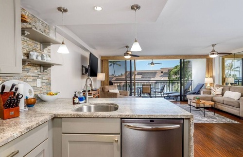 Historic Kailua Village Condo | Kona Alii#410 Gorgeous 4th Flr Ocean v condo w/Elevators,INCREDIBLE LOCATION