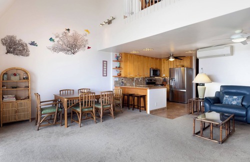 Historic Kailua Village Condo | Kona Alii Penthouse with Village and Ocean Views