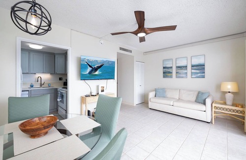 Historic Kailua Village Condo | Kona Plaza#302: Third Floor, Ocean View in Heart of Kona Town, Ac & Elevators