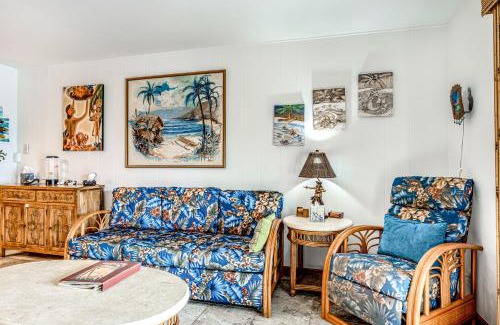 Kailua-Kona Apartment | Kona Riviera Villa #104