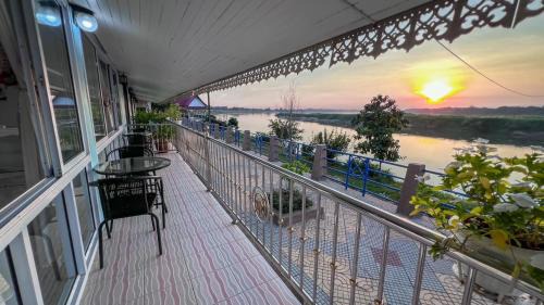 Nong Chaeng Hotel | Kongkhamkoon Hotel