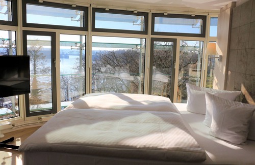 Potsdam West Hotel | Kongresshotel Potsdam am Templiner See