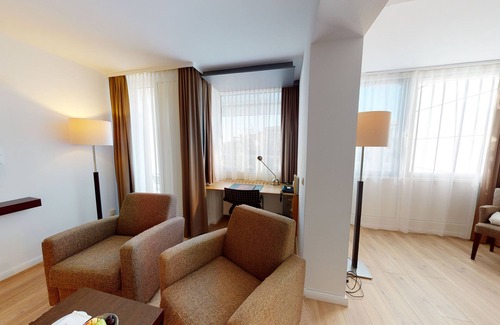 Potsdam West Hotel | Kongresshotel Potsdam am Templiner See