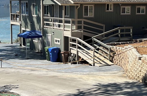 Clearlake Cottage | Konocti beauty cottage on the lake, anglers dream on pier 39 AC-WiFi