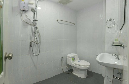Jomtien House | Kontiki Guesthouse