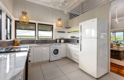 Westcourt Apartment | 'Kookaburra' at Savannah House