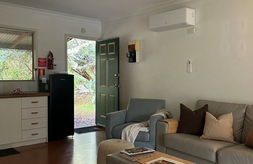 Nannup Cabin | Kookaburra Cottage at Fern Gulley