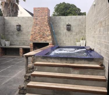 Leipoldtville House | Kookfontein Farm Cottages