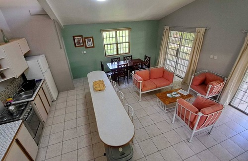 Picard Apartment | Kootney Resorts