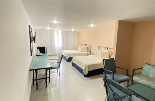 Tucacas Hotel | Koral OHS Hotel & Marina Morrocoy