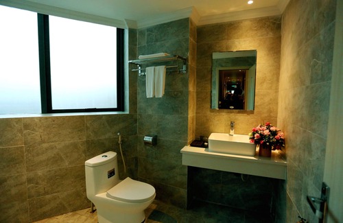 Ba Hang Hotel | Korinn Pho Yen Hotel