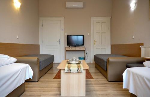 Mateszalka Bed & Breakfast | Korona Panzió