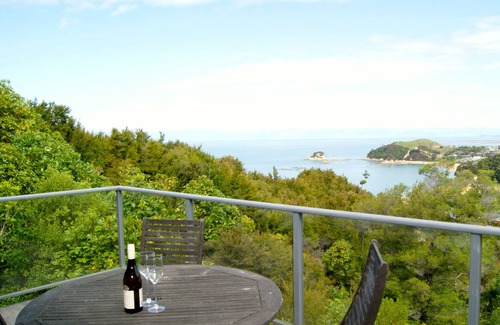 Ngaio Bay Cottage | Korora - Kaiteriteri Beach House