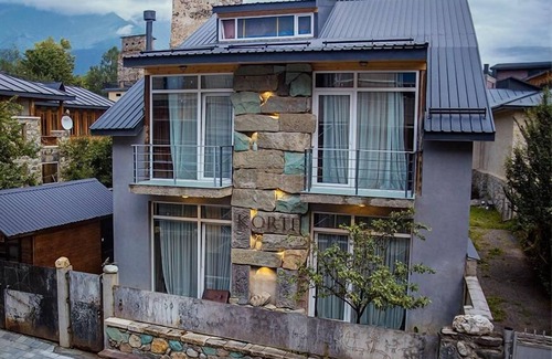 Bagvdanari Villa | Korte Boutique Hotel in the Center of Mestia