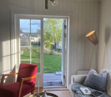 Lillehammer Villa | Koselig hus med stor og solrik hage