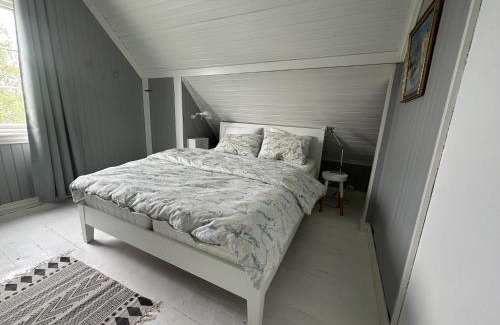 Lillehammer Villa | Koselig hus med stor og solrik hage