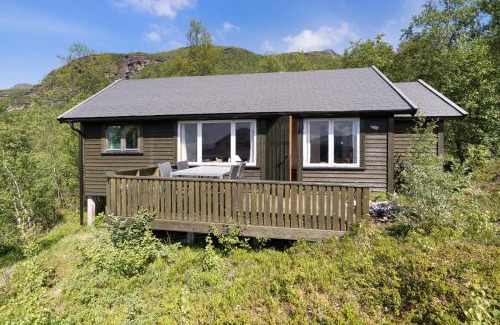 Meloy House | Koselig og usjenert hytte med fantastisk utsikt og solforhold