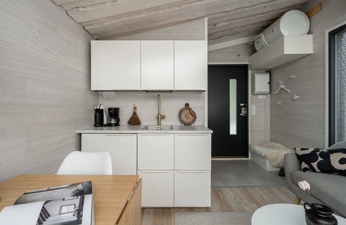 Kuusa Apartment | Koskisviitti 1 - Private & Cozy Suite with Hot Tub