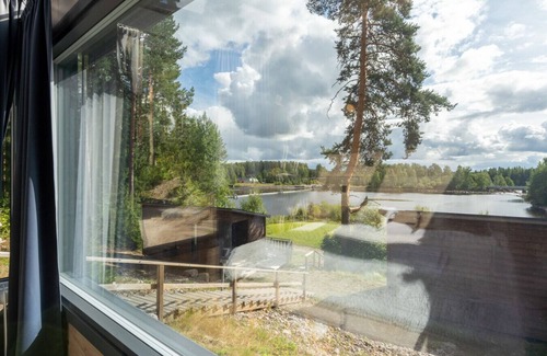 Kuusa Apartment | Koskisviitti 4 - Private & Cozy Suite with Terrace and Lake Views