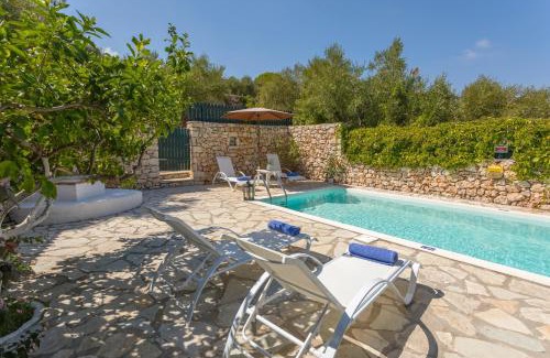 Varvara House | Kostas Cottages