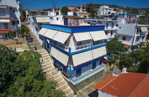 Votsi House | Kostas Rooms