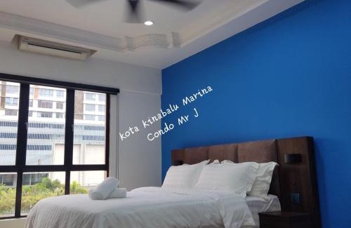 Downtown Kota Kinabalu Apartment | Kota Kinabalu Marina Condo Mr J