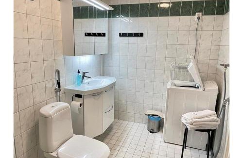 Lahti Apartment | Kotimaailma KotikaksioKirkkok saunalla